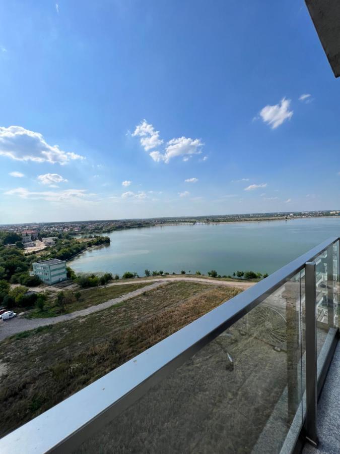 Aparthotel Lake Bucarest Esterno foto